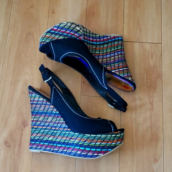 Two Lips Wedge Multi-colored Sandals - Picture 1 of 4
